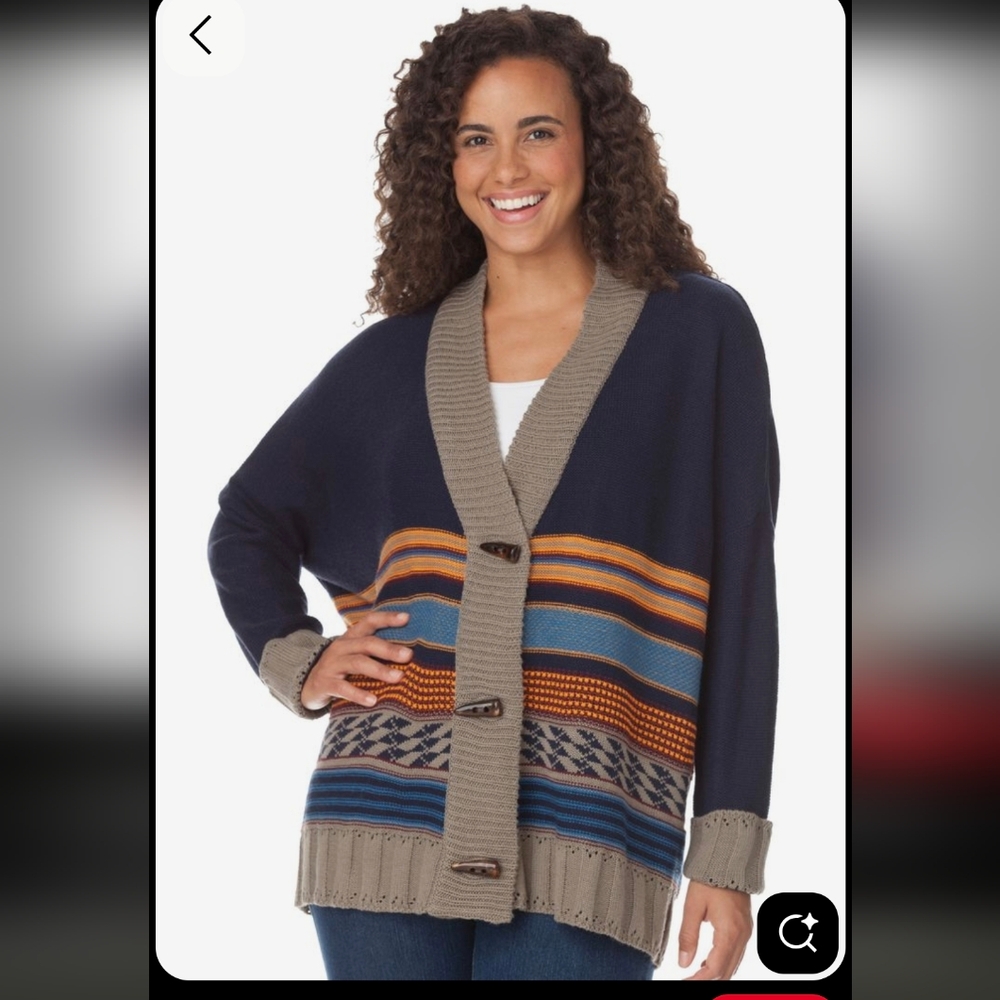 Stylish Women's Cardigan with Striking Stripes